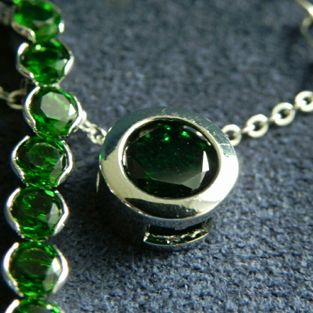 SOLD!!! Green Peridot Jewelry 2 Pcs. Set - Picture 5 of 6